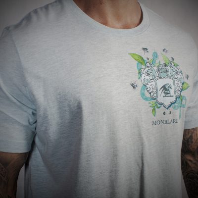 Luxury light azure t-shirt men erb heraldry snake leafs renaissance baroque