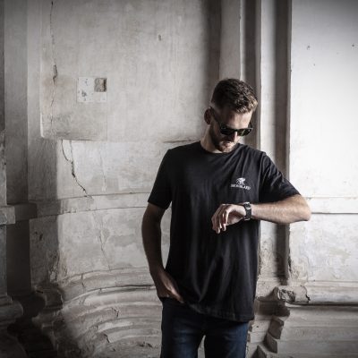 premium black minimal t-shirt, entrepreneur